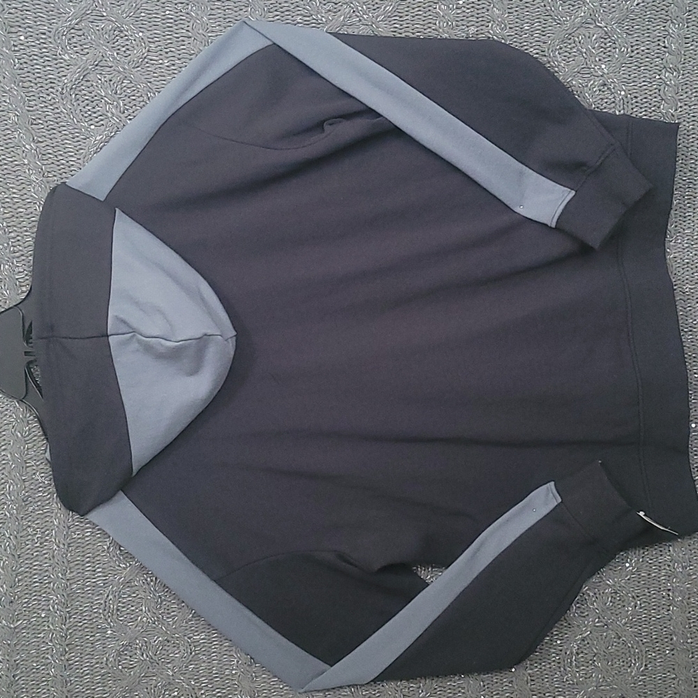 Edgar+Ash Hoodie - Picture 5 of 7
